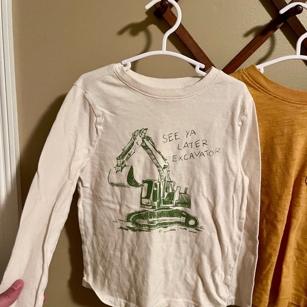 Old Navy 4T Long-Sleeve Pocket Tee Bundle - Picture 2 of 7